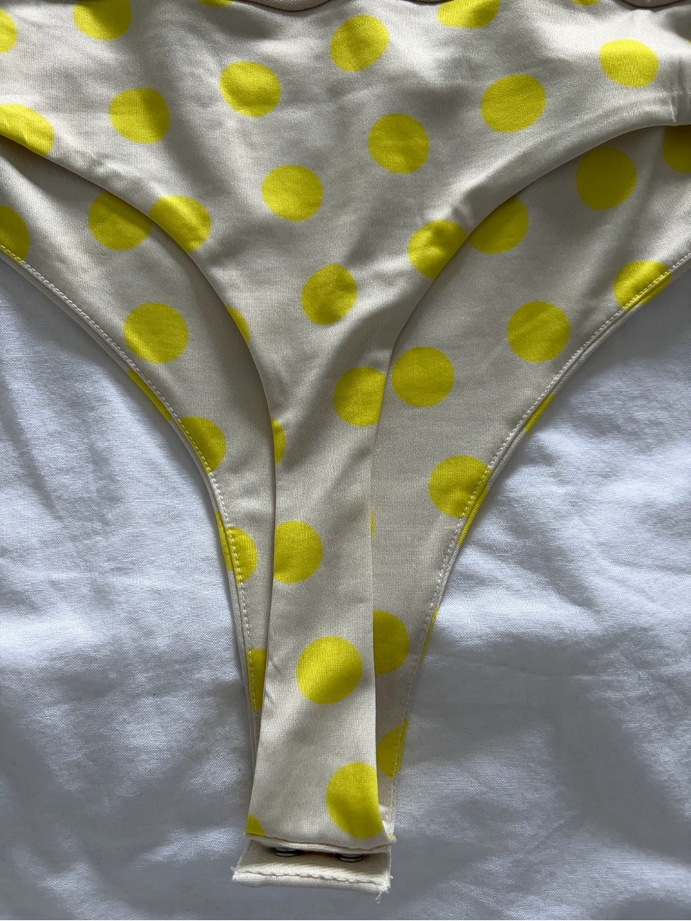 AFRM Butter Yellow Off-Shoulder Polka Dot Bodysuit XL NWT - Picture 15 of 15